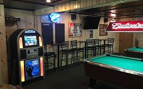 Colonial Motel And Rv Park
